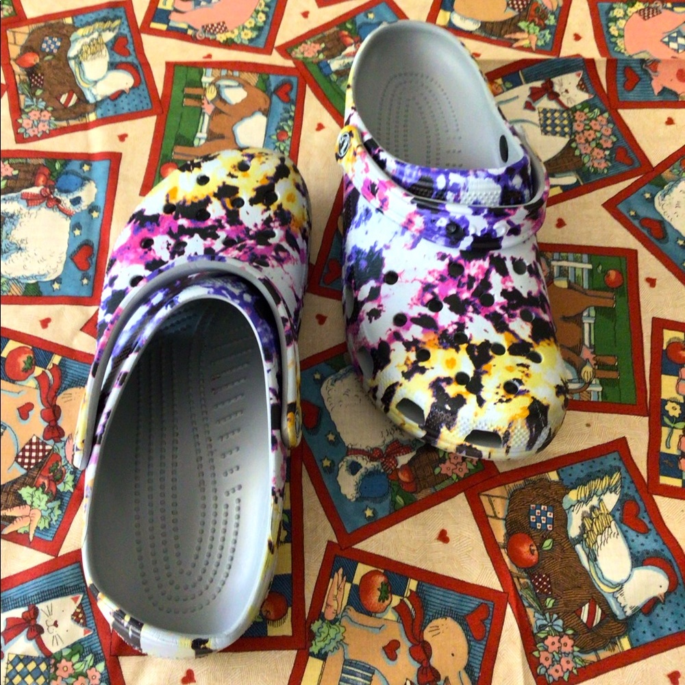 Crocs men size 11